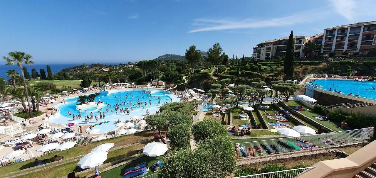 Studio Vue Mer Et Esterel Saint-Raphaël フランス